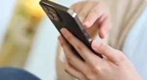 Mobile-Phone-App-Use-300x165-2