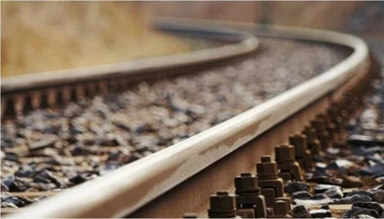 Train-Railway-Track-750x428-1-1