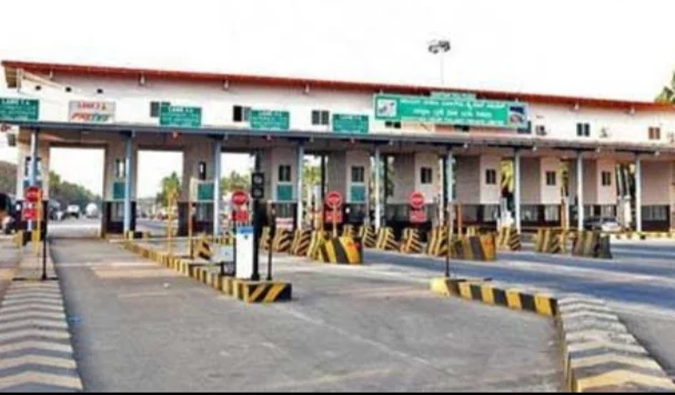 surathkal-toll-plaza-1