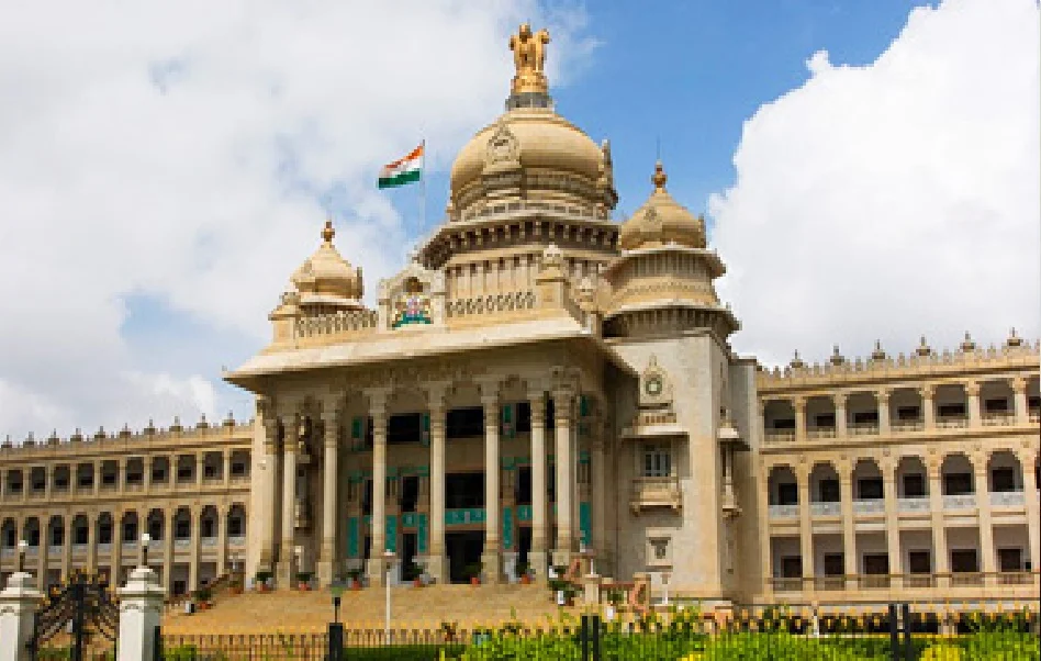 vidhanasoudha-vs