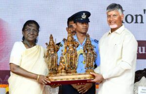 Chandrababu-Naidu-Droupadi-Murmu-National-SARAS-Mela-2026-Vijayavada